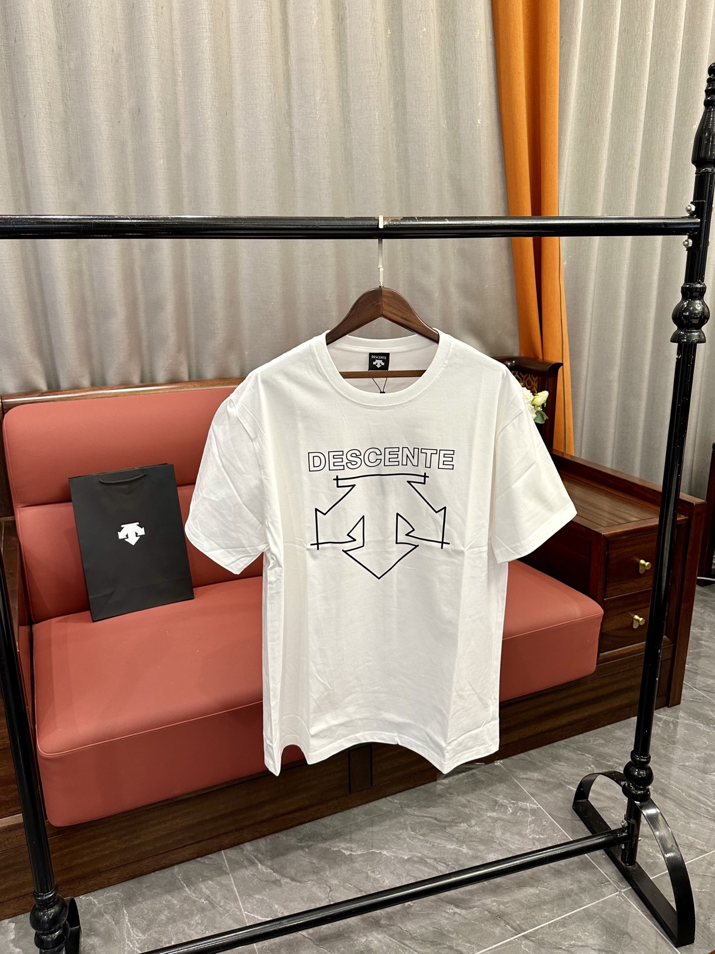 DESCENTE COATS model 03